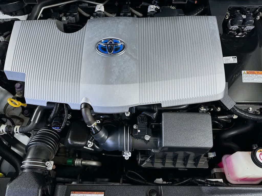 Thumbnail: 2021 Toyota Prius - 9