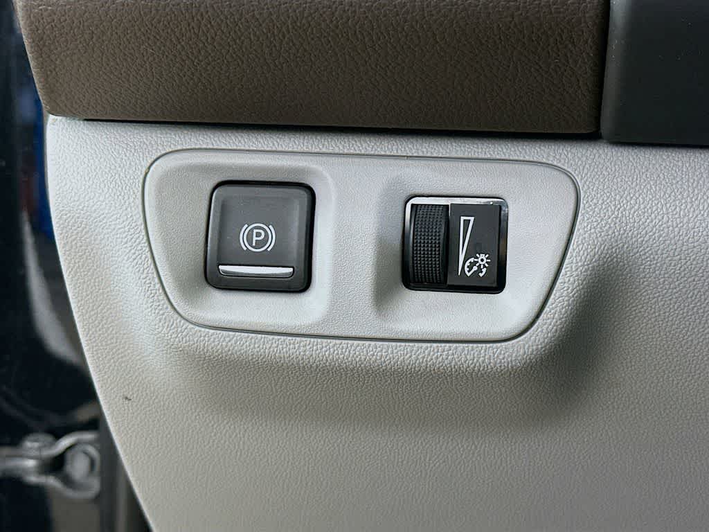 Thumbnail: 2023 GMC Acadia - 26