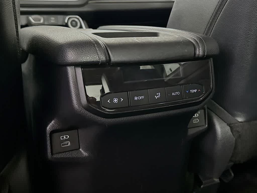 Thumbnail: 2024 Toyota Grand Highlander - 13