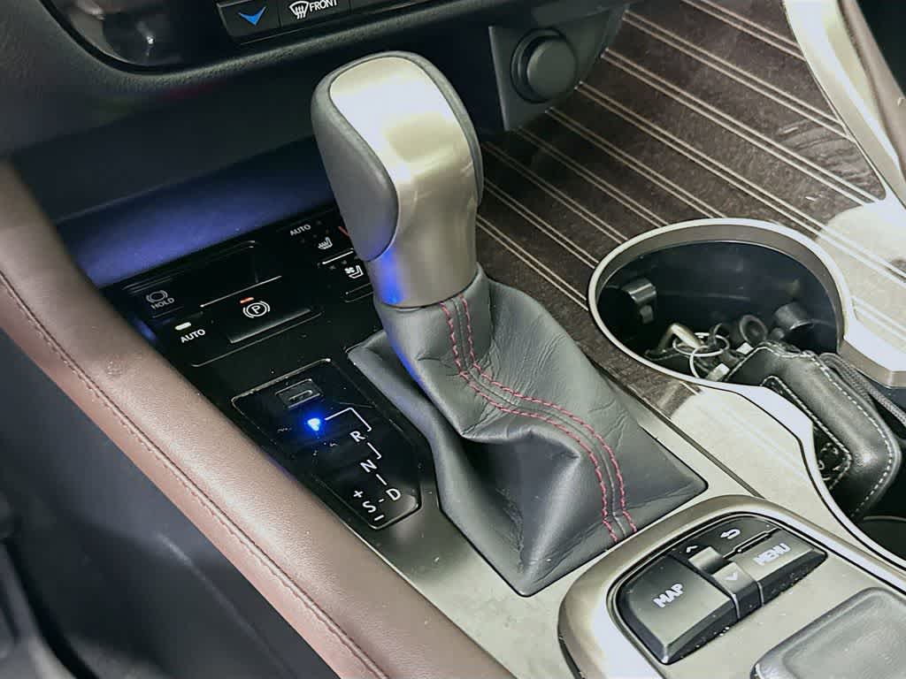 Thumbnail: 2017 Lexus RX - 19
