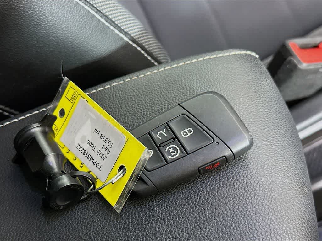 Thumbnail: 2023 Volkswagen Taos - 22