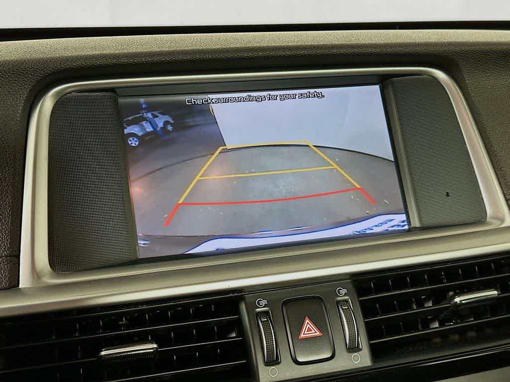 Thumbnail: 2020 Kia Optima - 27