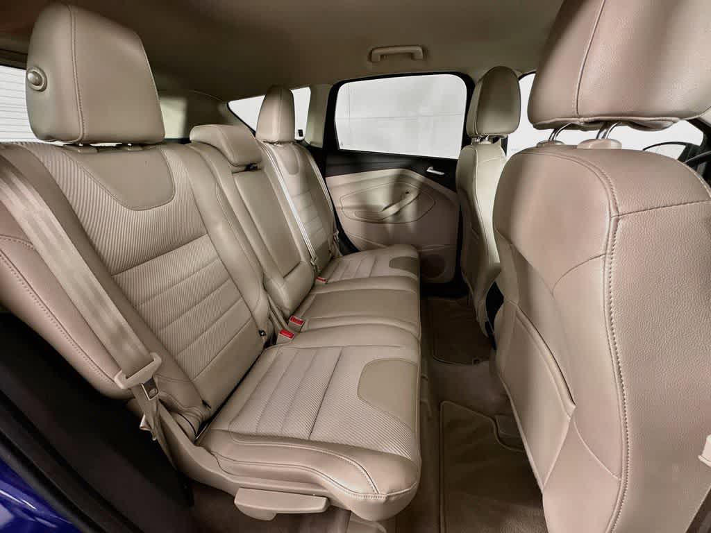 Thumbnail: 2015 Ford Escape - 31