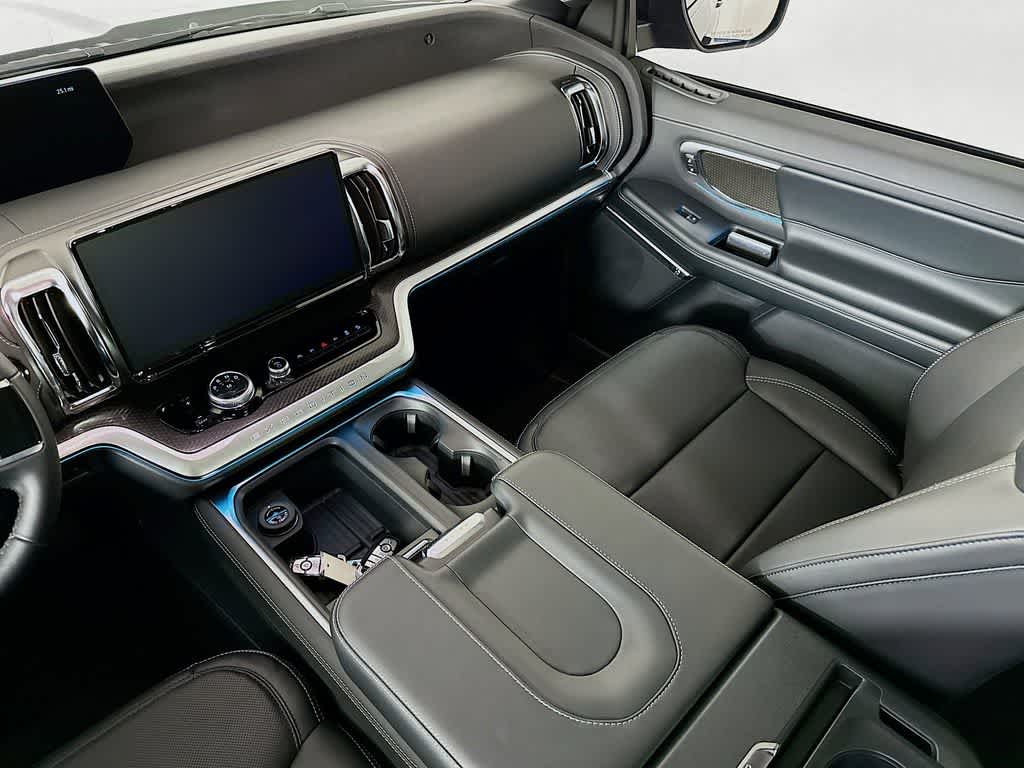 Thumbnail: 2026 Ford Expedition - 11