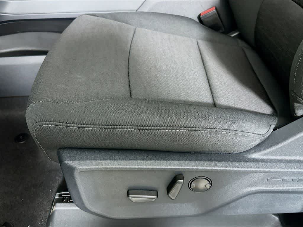 Thumbnail: 2025 Ford F-150 - 31