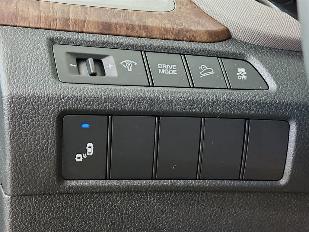 Thumbnail: 2018 Hyundai Santa Fe - 26