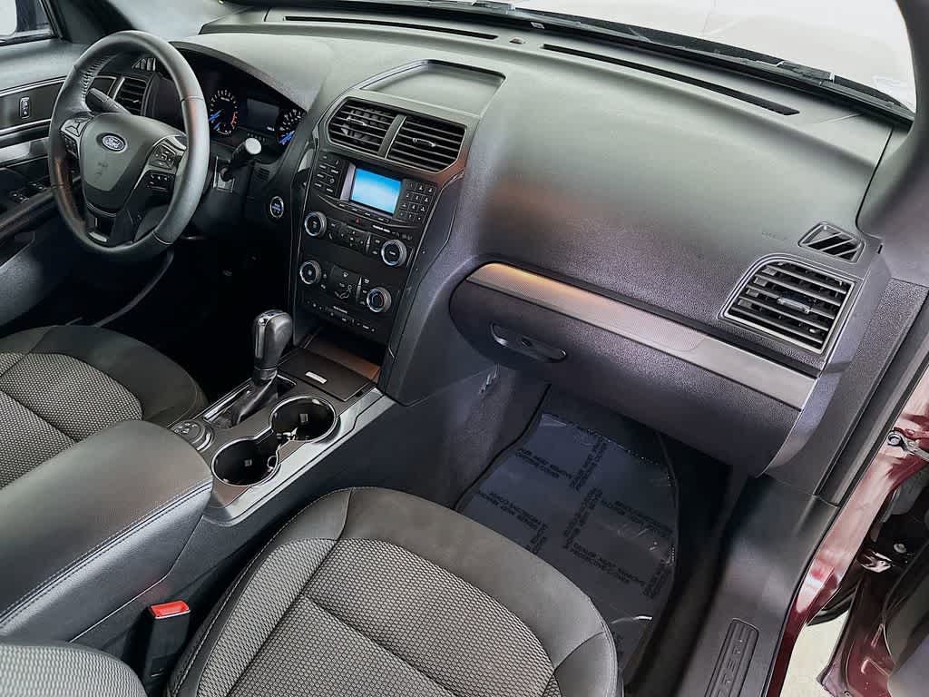 Thumbnail: 2019 Ford Explorer - 33