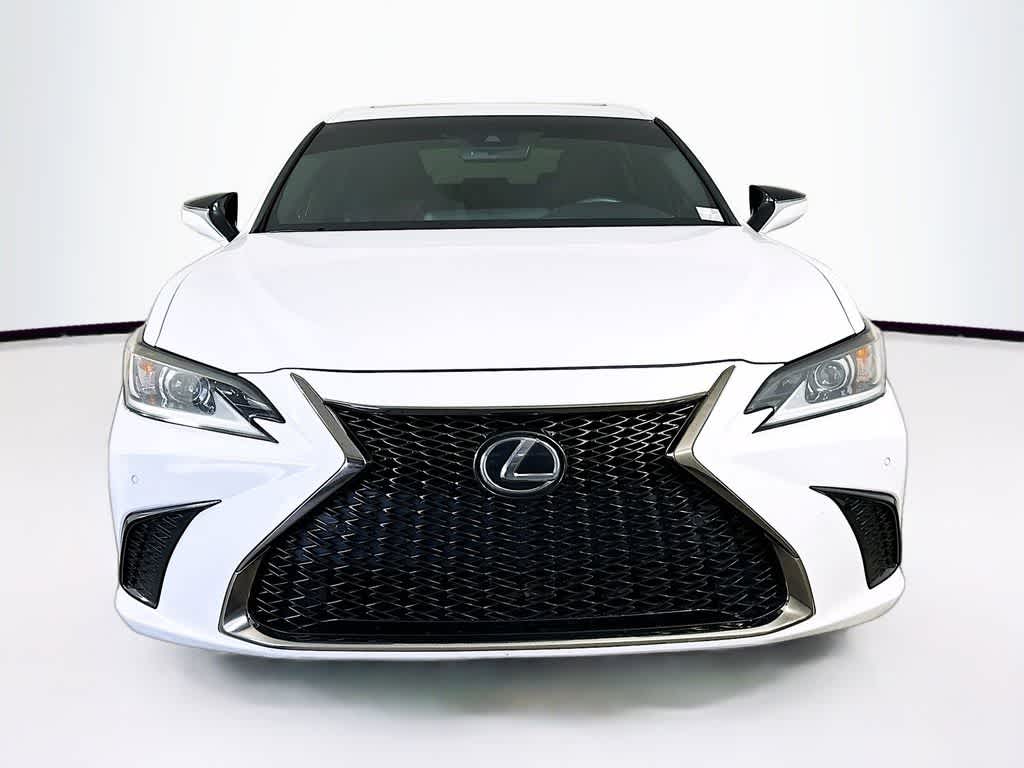 Thumbnail: 2020 Lexus ES - 6
