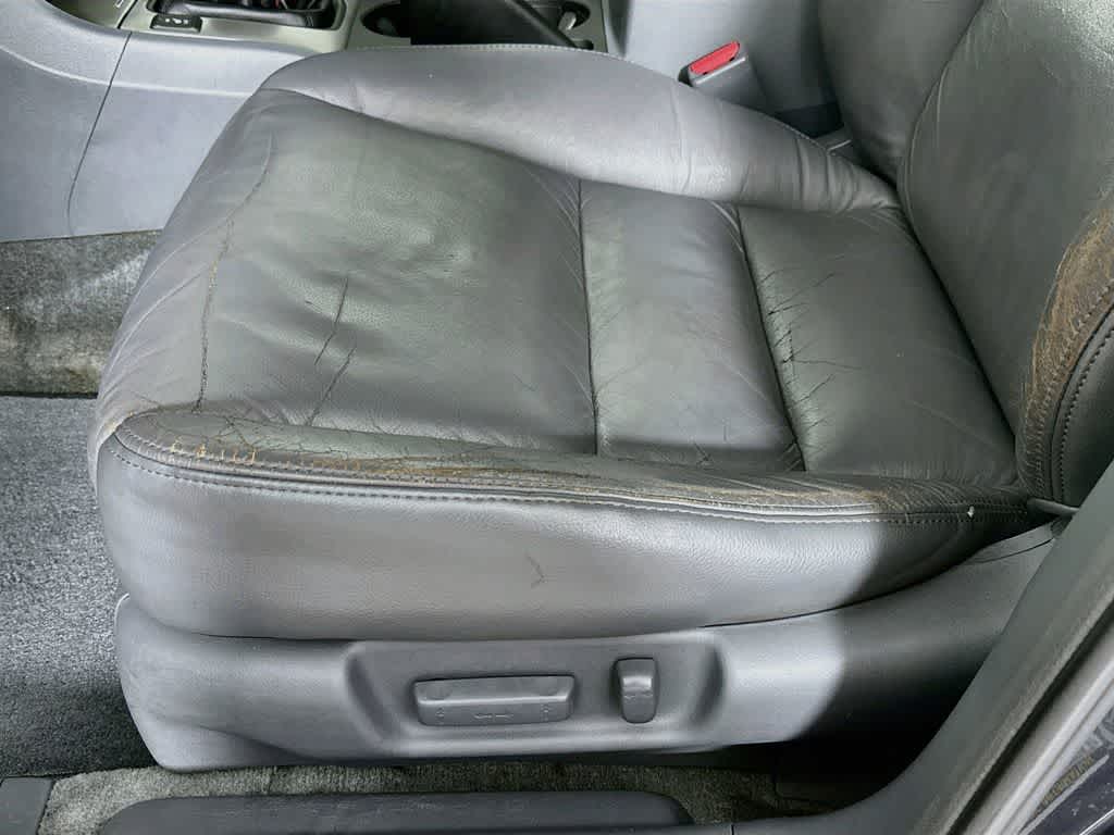 Thumbnail: 2005 Honda Accord - 28