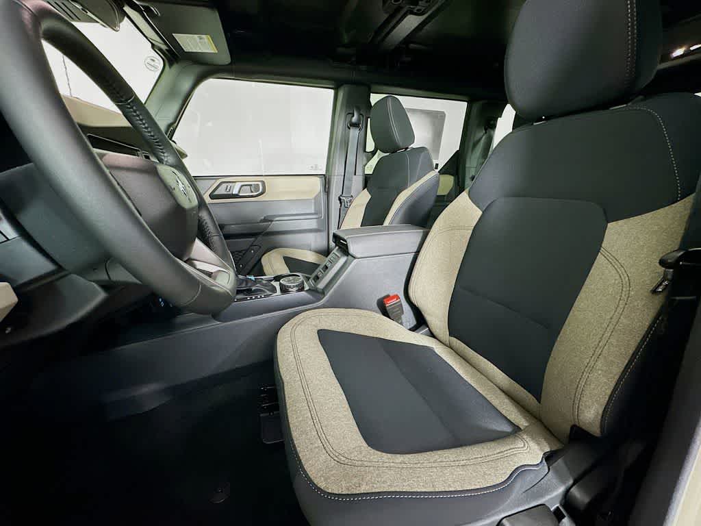 Thumbnail: 2025 Ford Bronco - 12