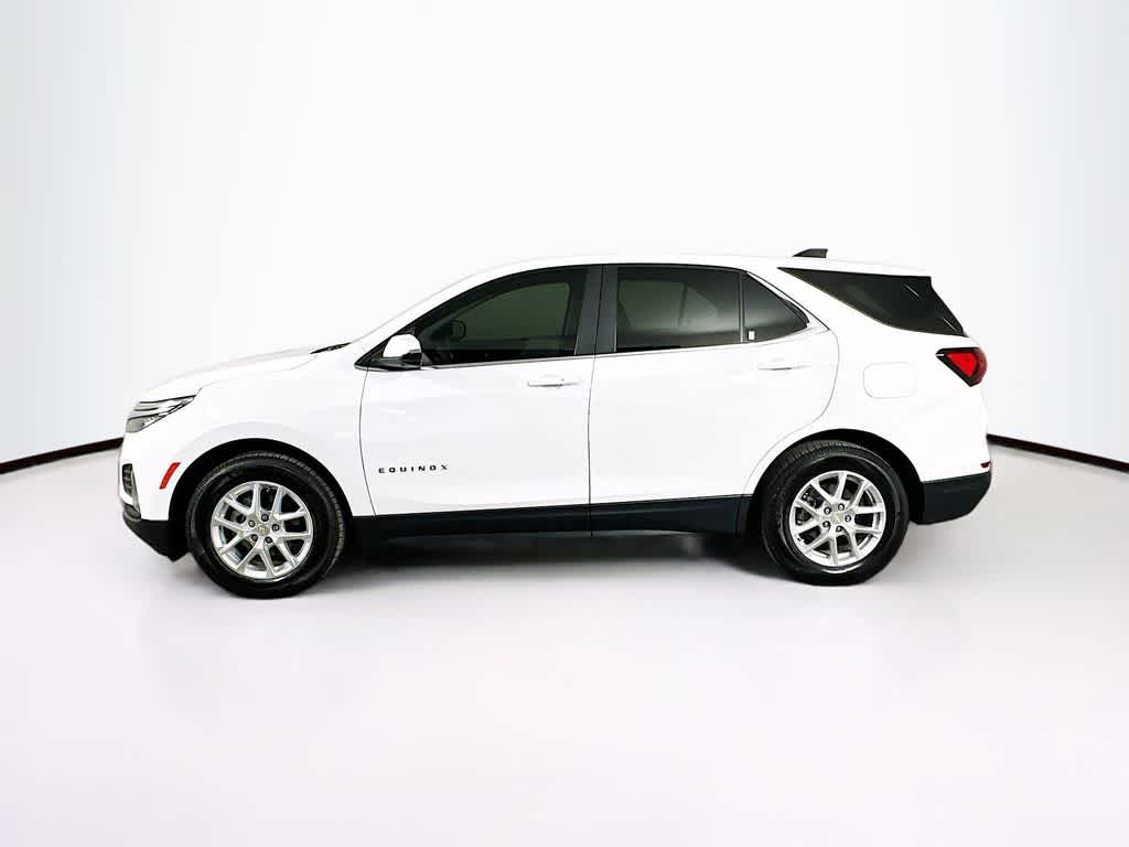 Thumbnail: 2022 Chevrolet Equinox - 3