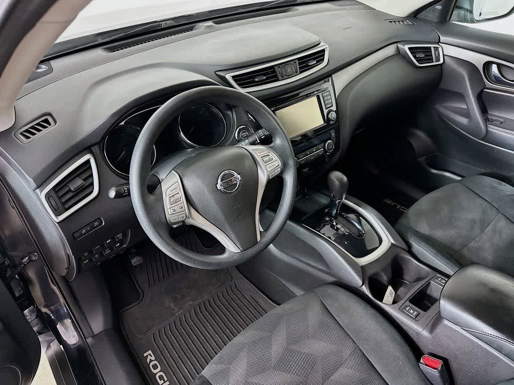 Thumbnail: 2016 Nissan Rogue - 2