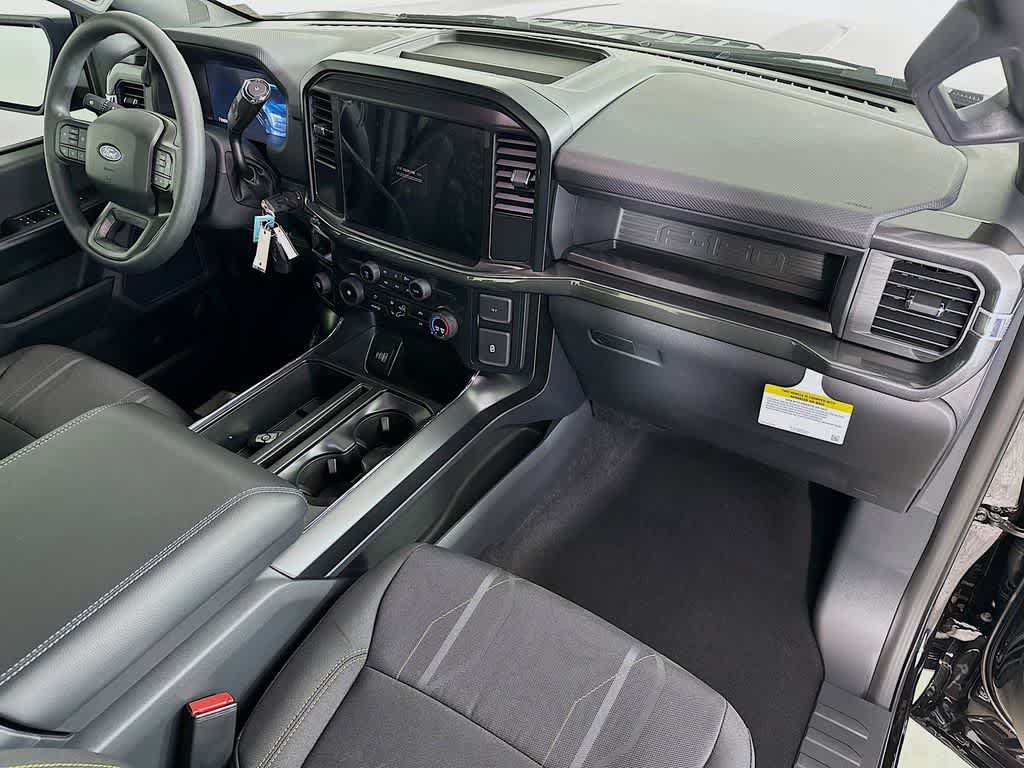 Thumbnail: 2025 Ford F-150 - 33