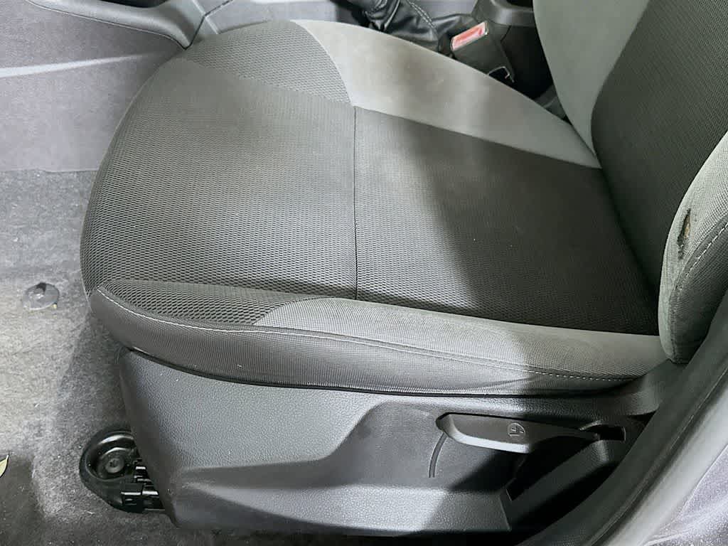Thumbnail: 2013 Ford Focus - 26
