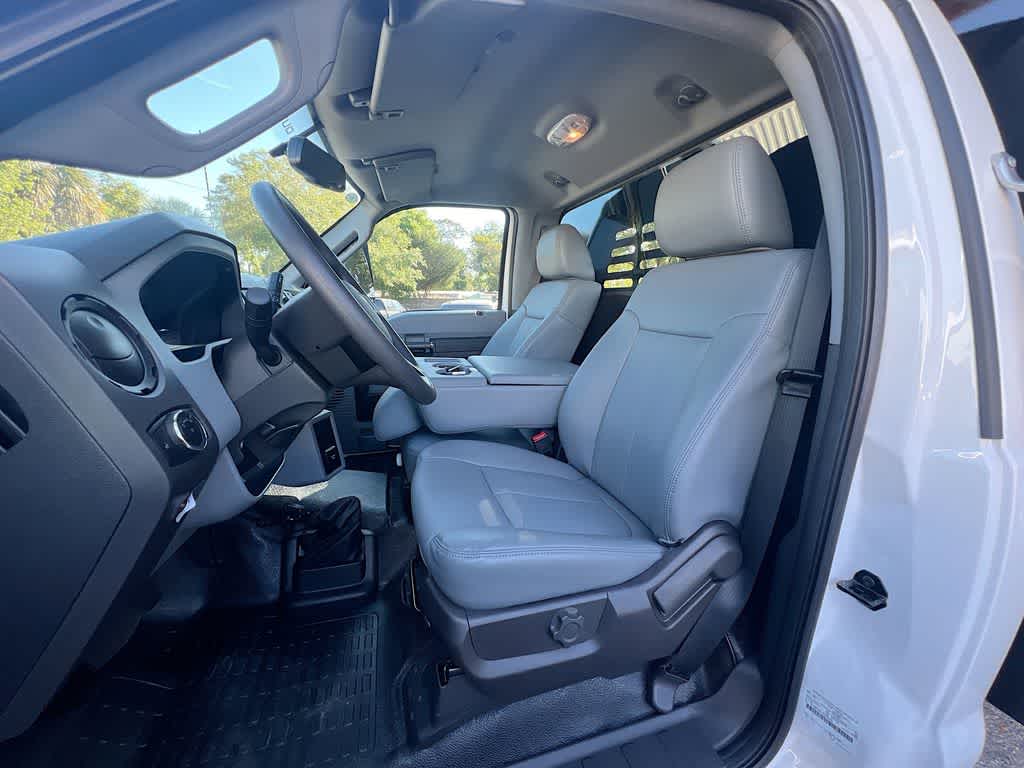 2024 Ford F-650  12