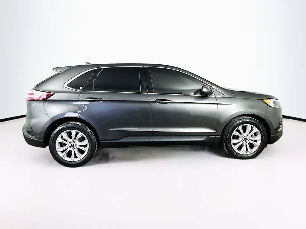 Thumbnail: 2019 Ford Edge - 25
