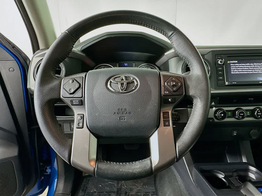 Thumbnail: 2018 Toyota Tacoma - 15