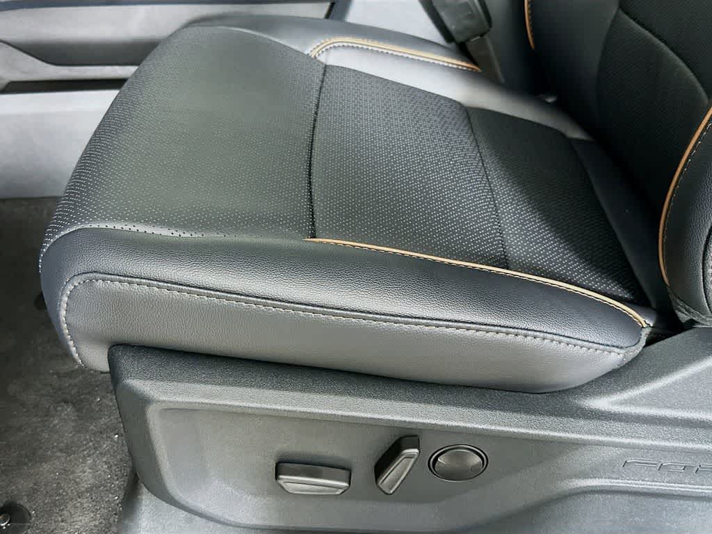 Thumbnail: 2025 Ford F-250 - 32