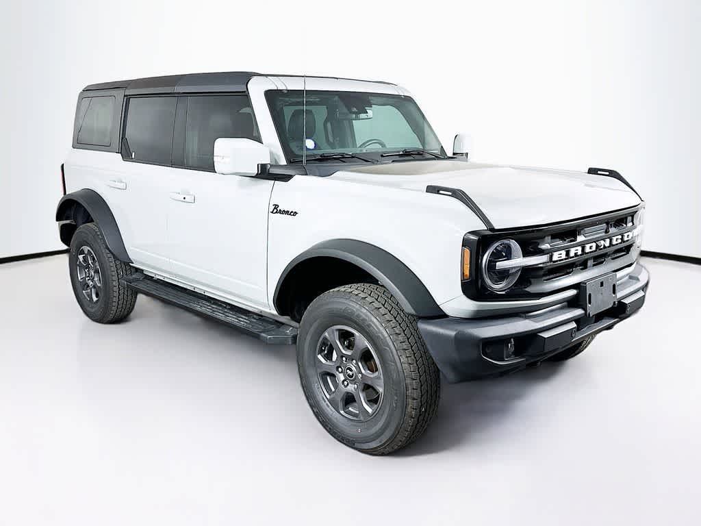 Thumbnail: 2021 Ford Bronco - 23