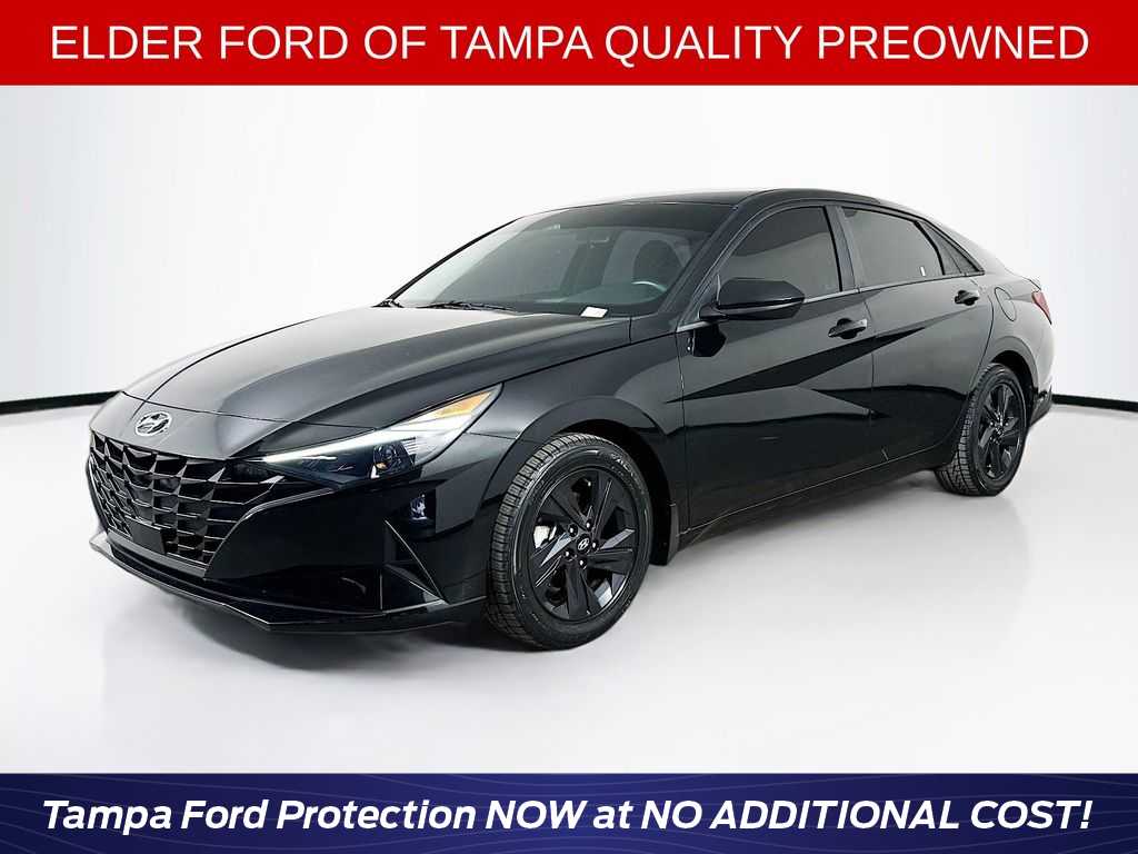 Thumbnail: 2022 Hyundai Elantra - 1