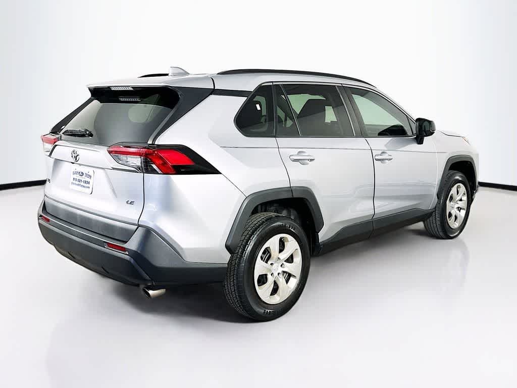 Thumbnail: 2019 Toyota RAV4 - 24