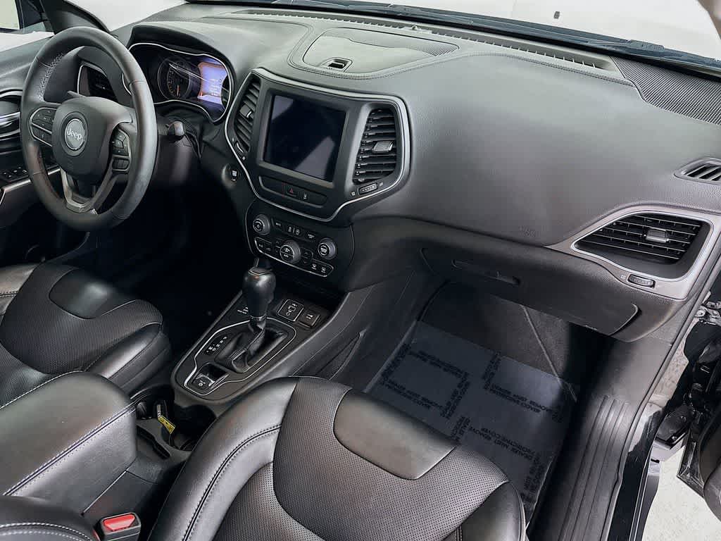 Thumbnail: 2022 Jeep Cherokee - 33