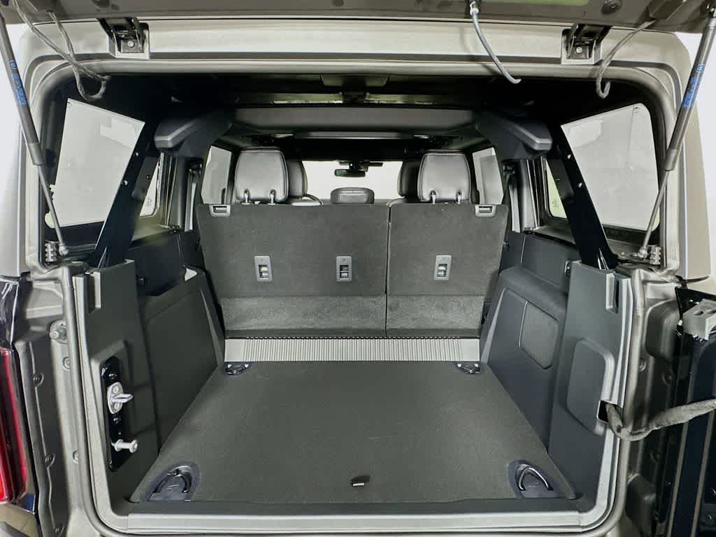 2025 Ford Bronco Outer Banks 20