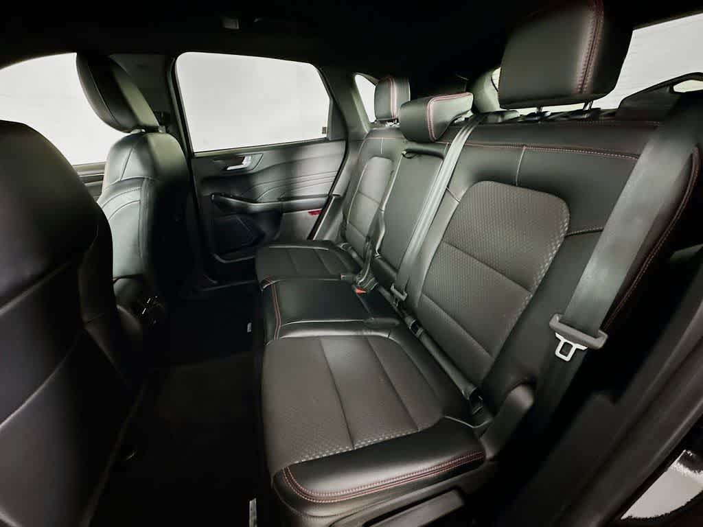 Thumbnail: 2023 Ford Escape - 14