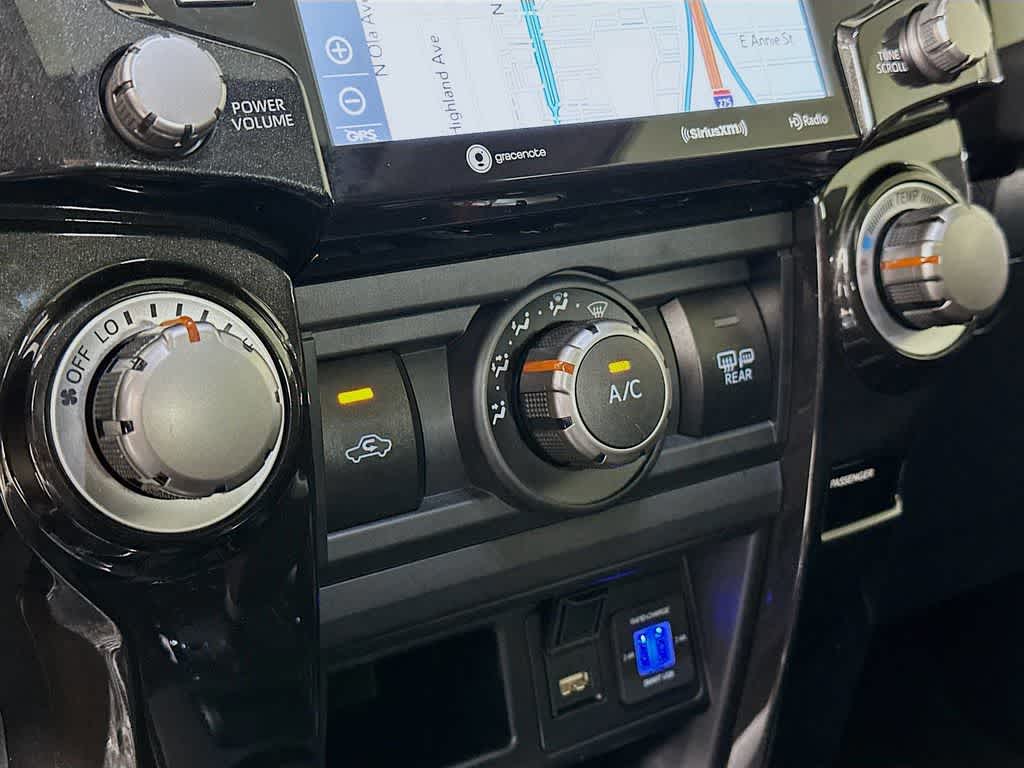 Thumbnail: 2023 Toyota 4Runner - 18