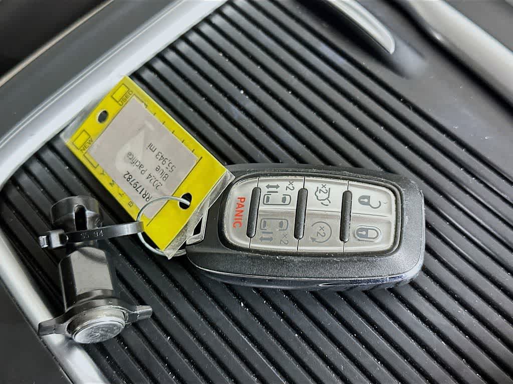 Thumbnail: 2024 Chrysler Pacifica - 22