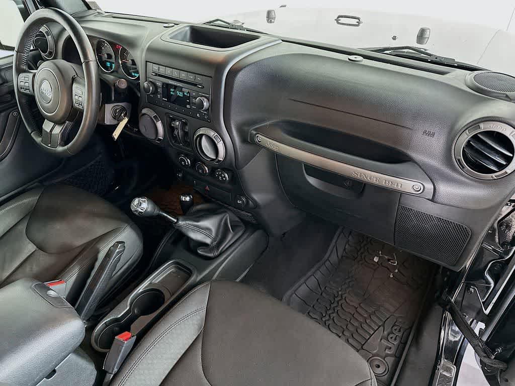 Thumbnail: 2016 Jeep Wrangler - 28