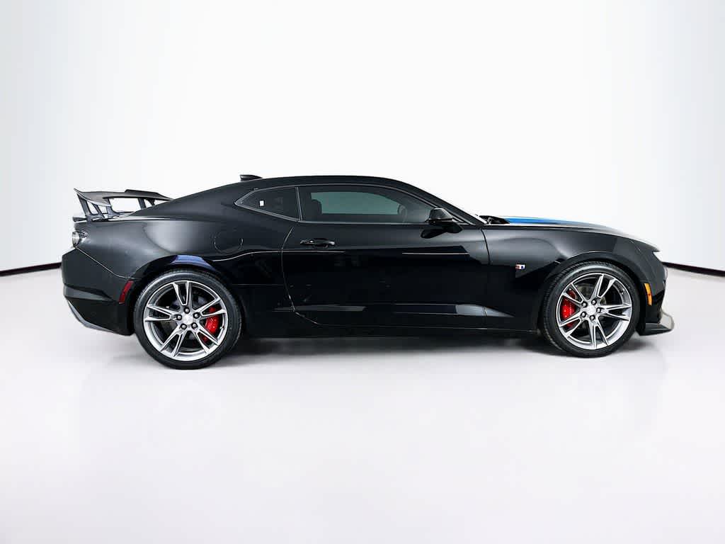 Thumbnail: 2020 Chevrolet Camaro - 25