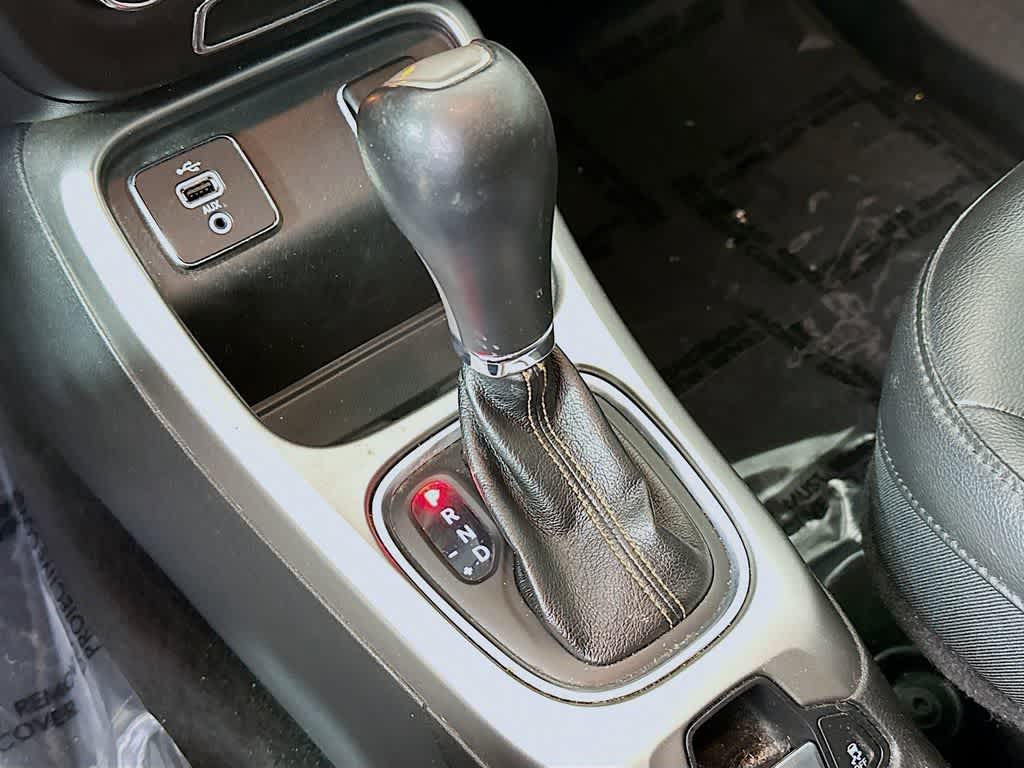 Thumbnail: 2018 Jeep Compass - 18