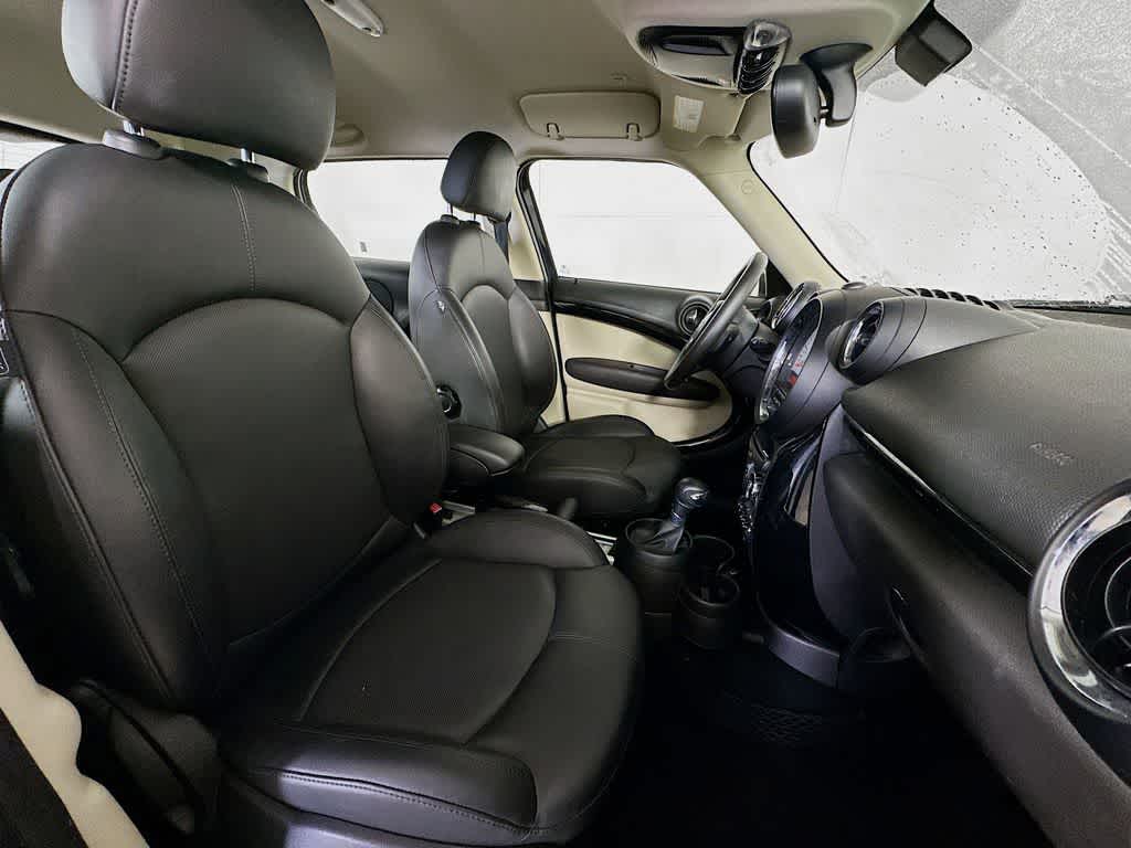 Thumbnail: 2013 MINI Cooper Countryman - 14