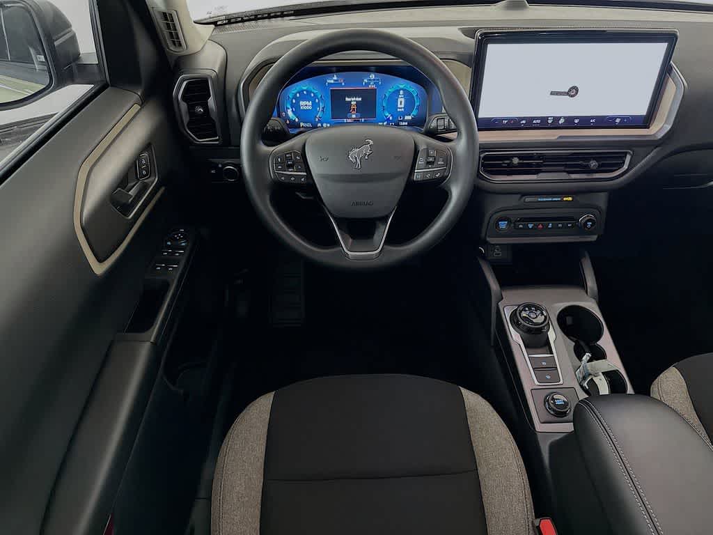 Thumbnail: 2025 Ford Bronco Sport - 10