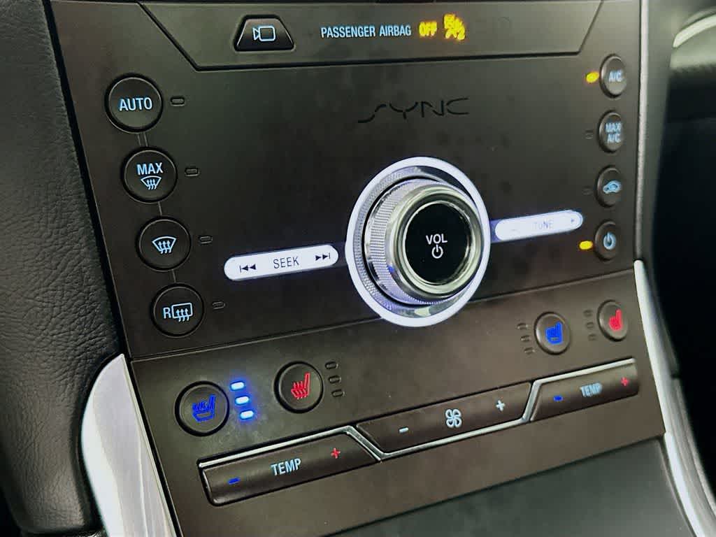 Thumbnail: 2020 Ford Edge - 35