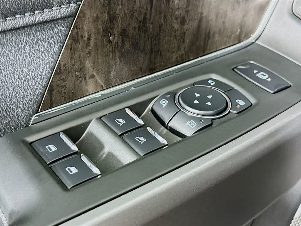 Thumbnail: 2026 Ford F-250 - 30