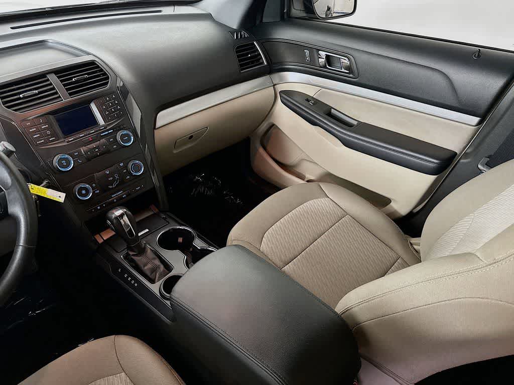 Thumbnail: 2019 Ford Explorer - 10