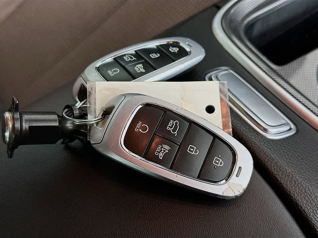 Thumbnail: 2023 Hyundai Santa Fe - 21