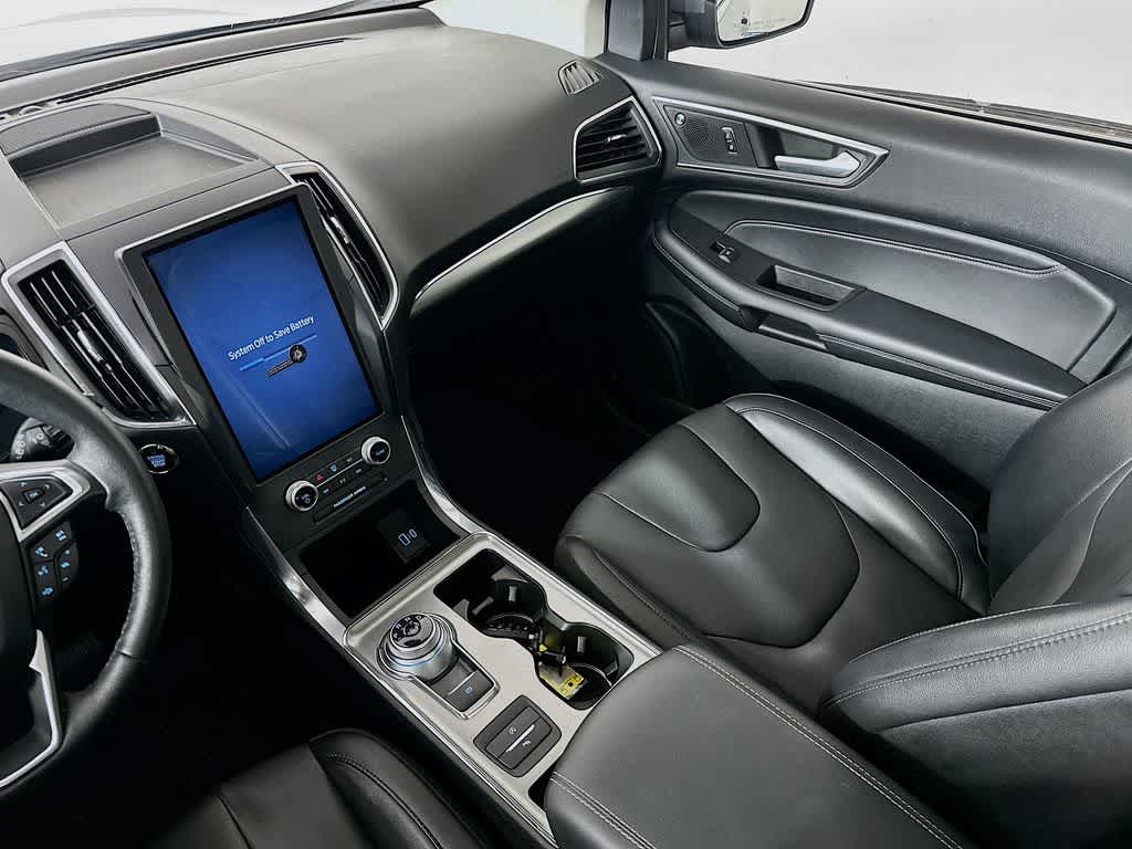 Thumbnail: 2022 Ford Edge - 11