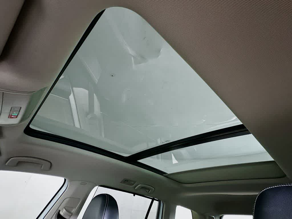 Thumbnail: 2022 Volkswagen Atlas - 31