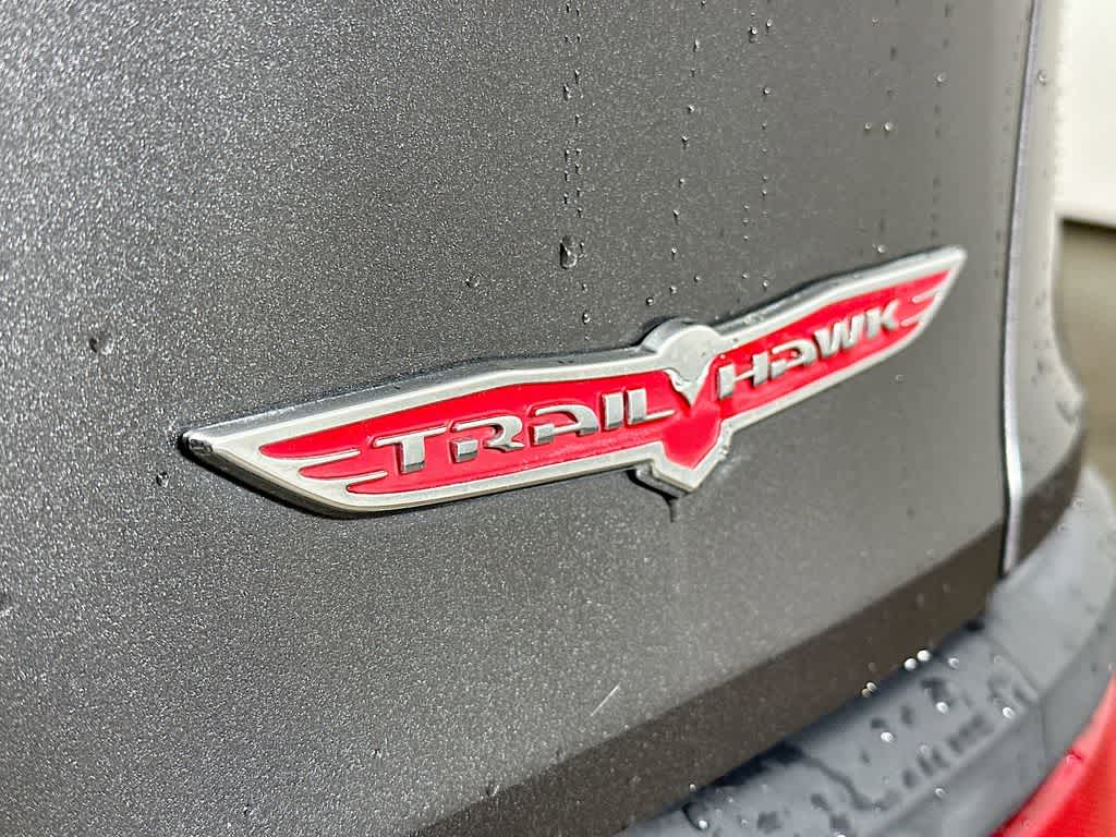 Thumbnail: 2015 Jeep Cherokee - 7