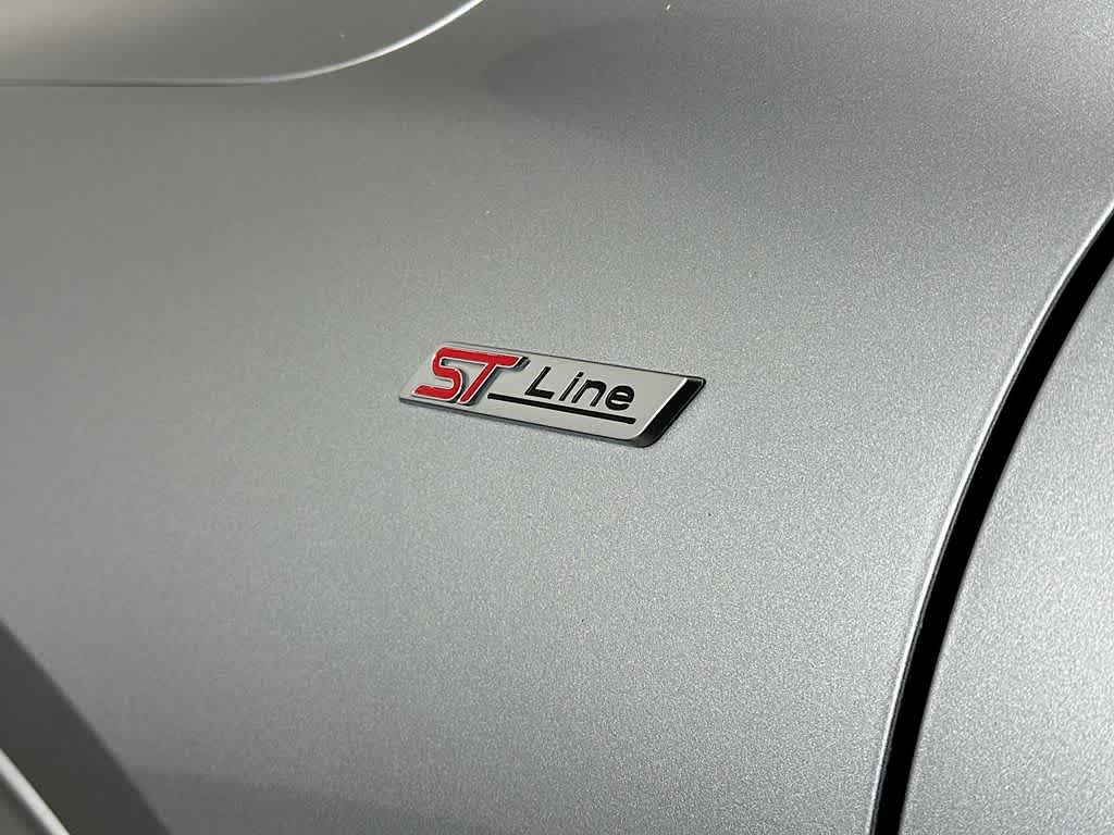 Thumbnail: 2023 Ford Escape - 7