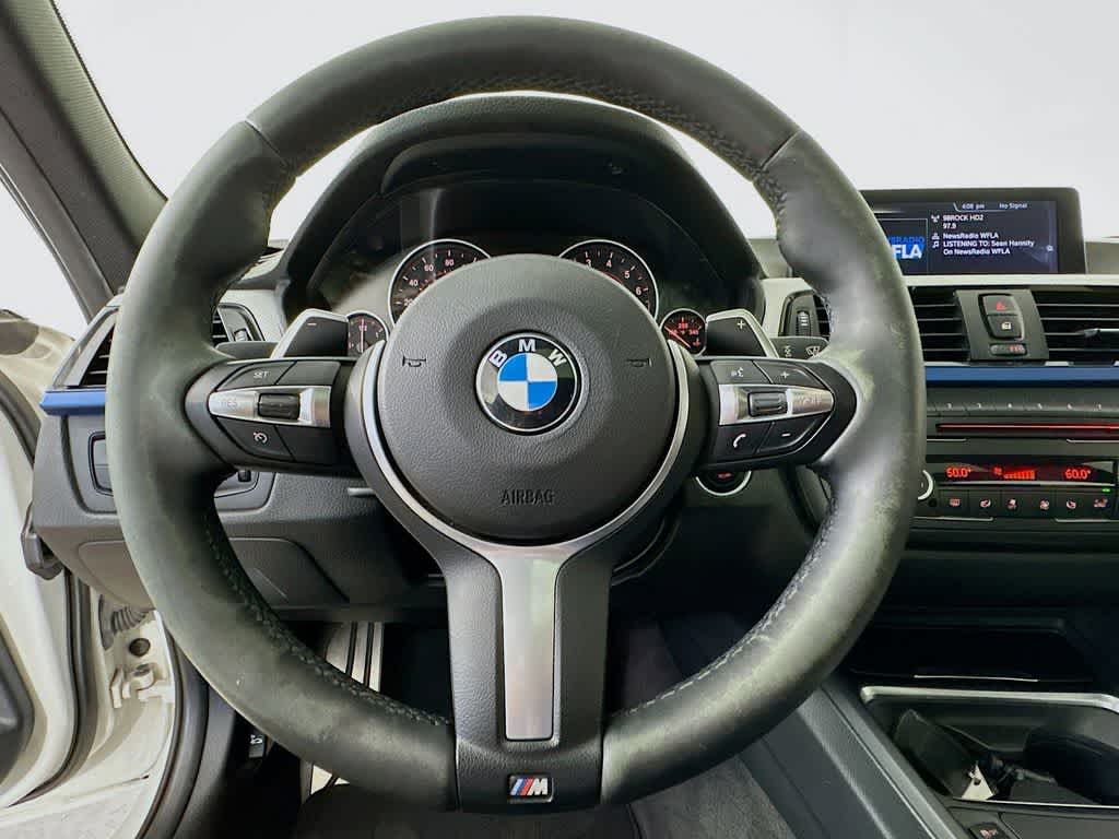 Thumbnail: 2015 BMW 3 Series - 16