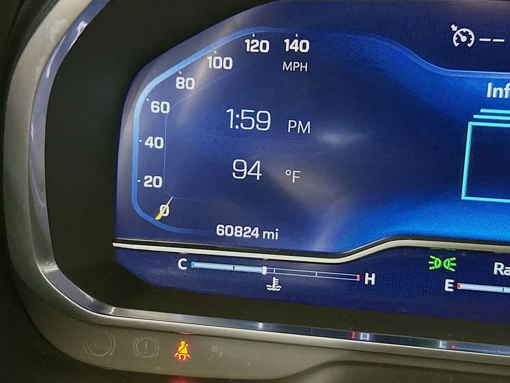 2023 Chevrolet Suburban LT 20