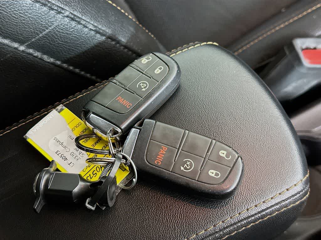 Thumbnail: 2020 Jeep Compass - 22