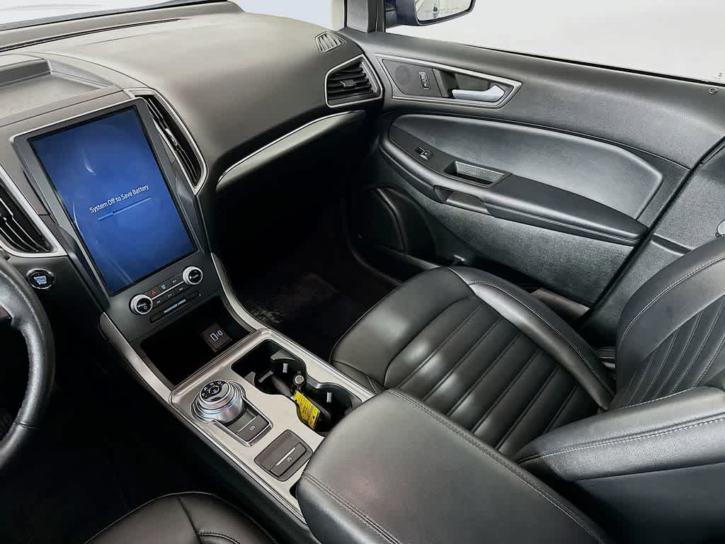 Thumbnail: 2022 Ford Edge - 10