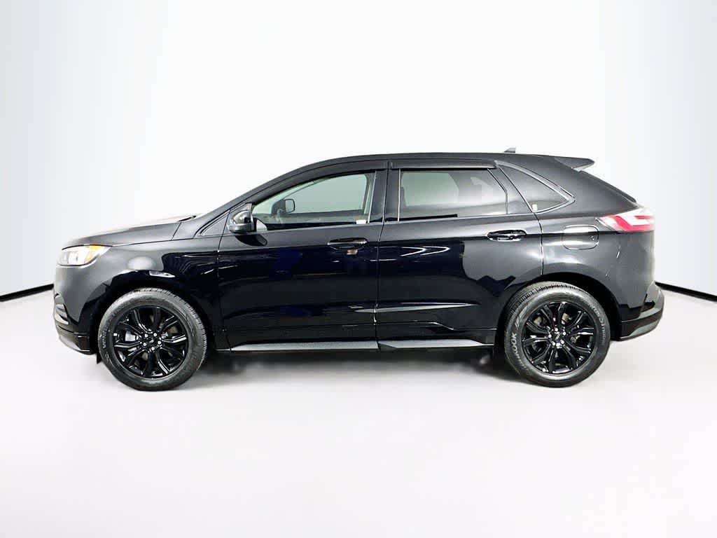 Thumbnail: 2022 Ford Edge - 3