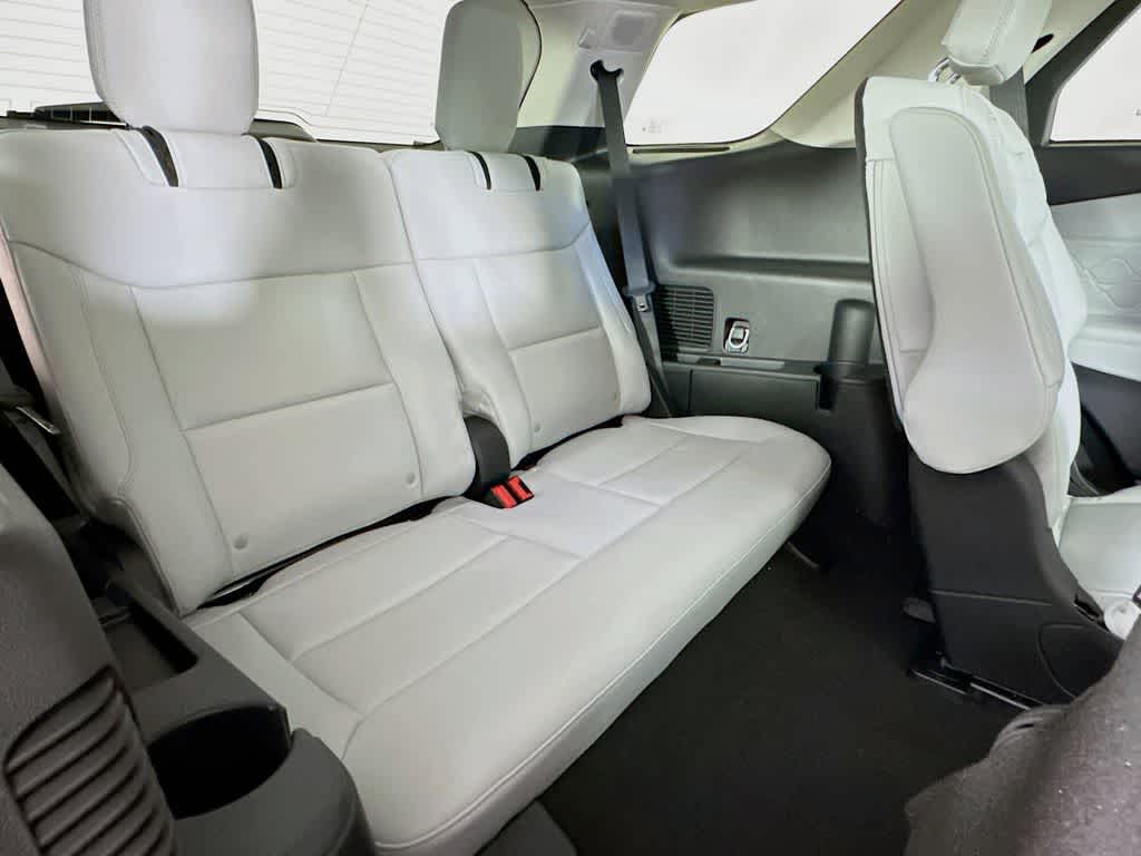 Thumbnail: 2025 Ford Explorer - 33