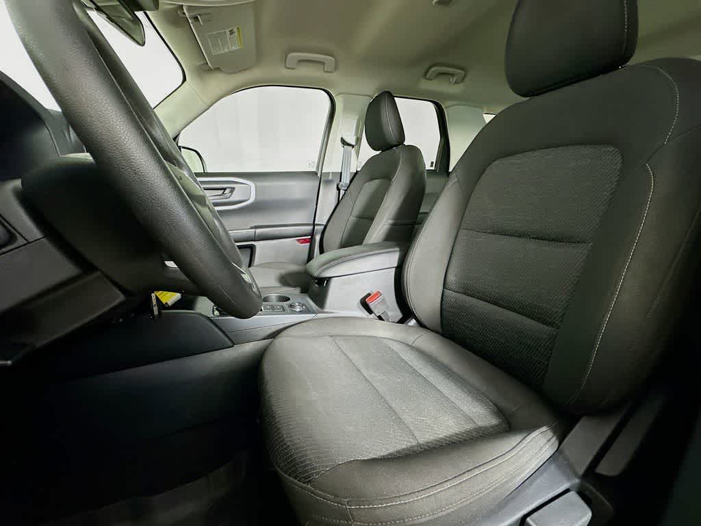 Thumbnail: 2022 Ford Bronco Sport - 12